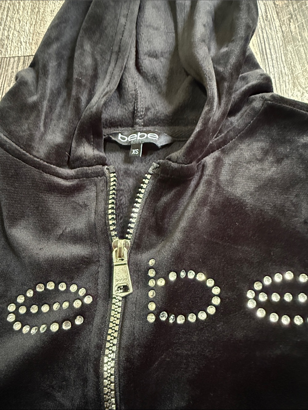 Bebe Black Velour Rhinestone Tracksuit Women’s Size XS Hoodie & Pants - Picture 3 of 12